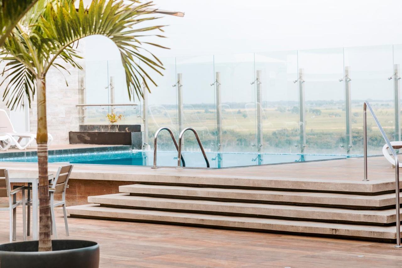 Hotel Wyndham Costa Del Sol Tumbes Exteriér fotografie