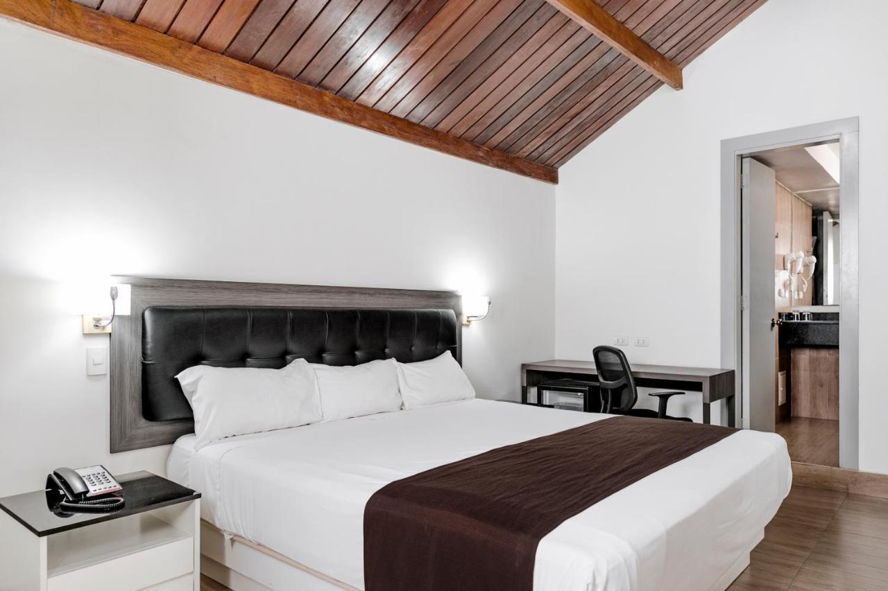 Hotel Wyndham Costa Del Sol Tumbes Exteriér fotografie